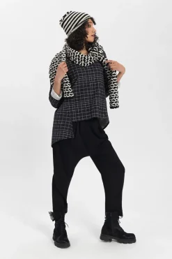 Shop Elsewhere Fashion Marilla Top Reversible-Black-Offwhite